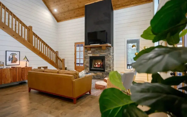 Quiet/private Cabin - Couples/family - Ideal Location
