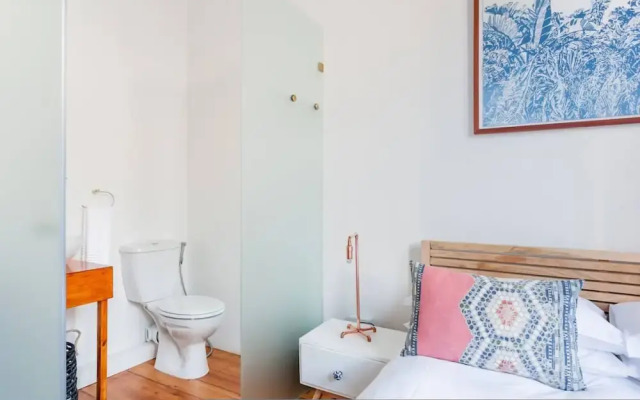Spacious 3-bed Sunlit Comfort Power Backup