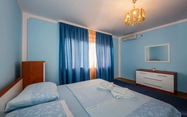 Apartments Pero