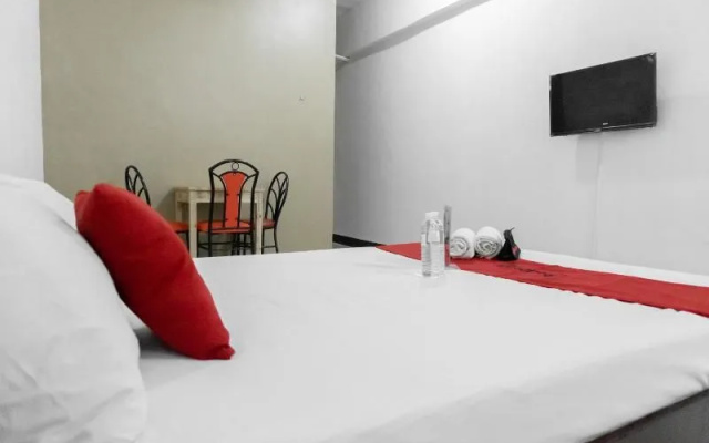 RedDoorz near SM City Muntinlupa