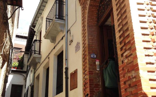 Makuto Guesthouse Hostel вид на фасад