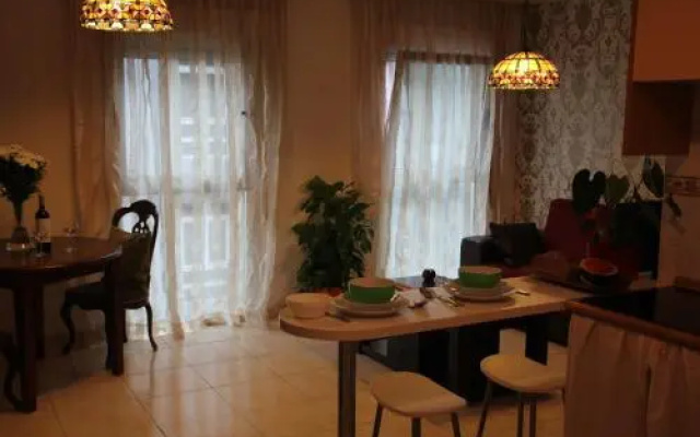 Tiffany's Apartment
