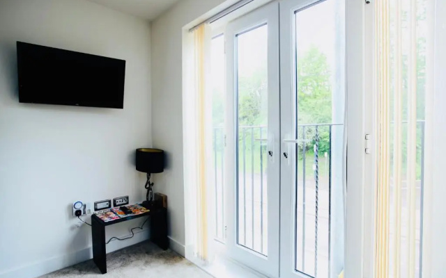 1 & 2 Bedroom Shield House Apartments Sheffield Centre