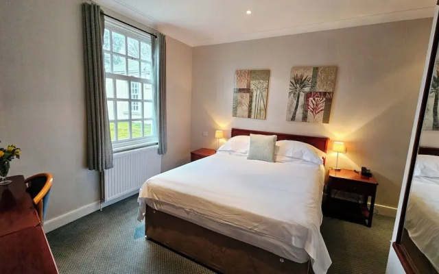 Stoke Lodge Hotel