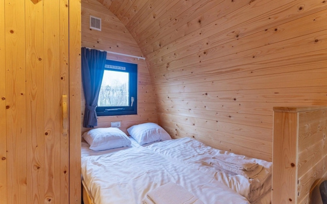 Zeeland Glamping Lodge for 2