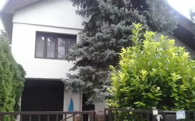 Ibolya-ház