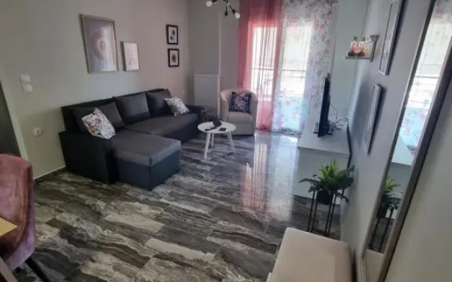 Stergiou Room 2