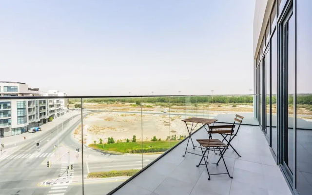Luxury Meydan Escape Condo with City View