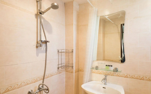New Road Guest House