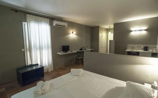 Mounda Beach Hotel
