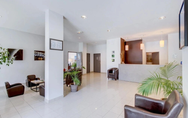Spacious Valley Stay for Seven