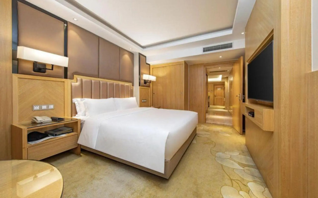 Donghai Hotel