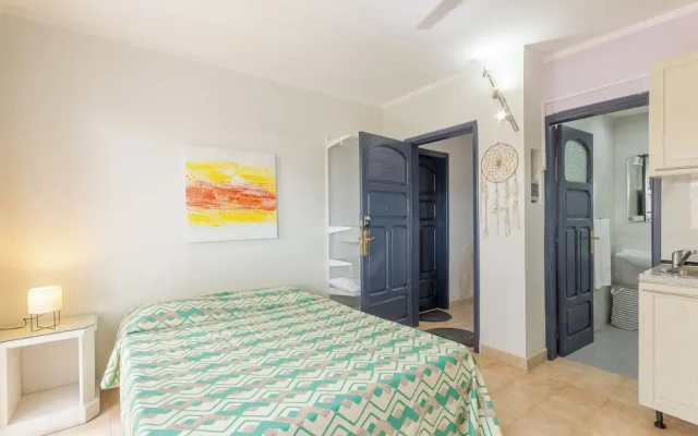 Stefanela Building Apartments