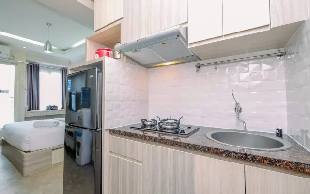 Homey Studio Room at Podomoro Golf View Apartment