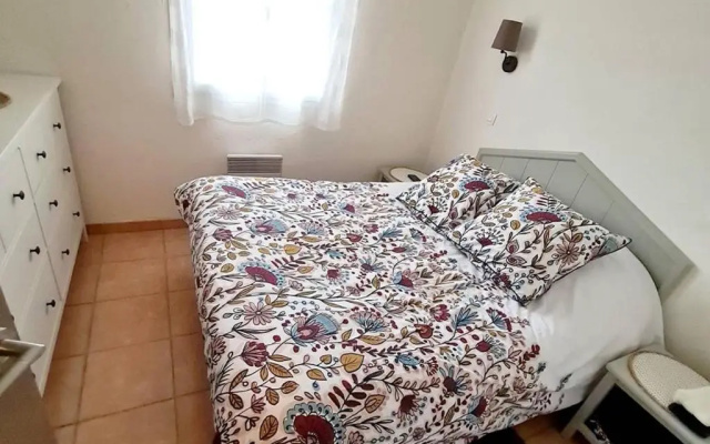 Appartement Six-Fours-les-Plages, 3 pièces, 4 personnes - FR-1-316-282