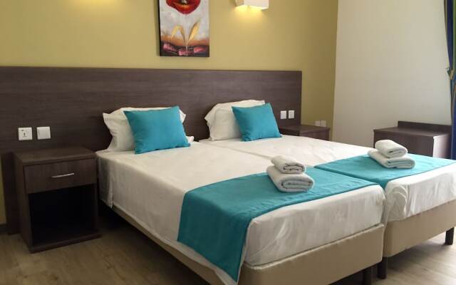 Отель Sunseeker Holiday Complex Буджибба вид на фасад