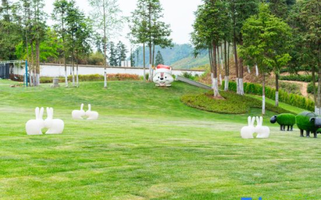 Xishe homestay by Mount Huangshan Lake