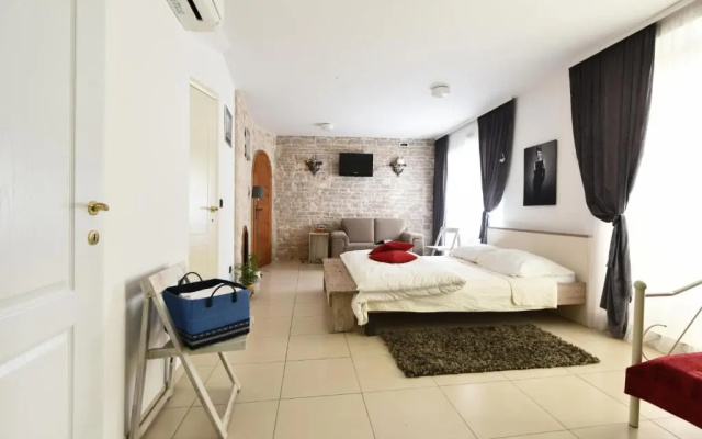 Apartments Kokolo
