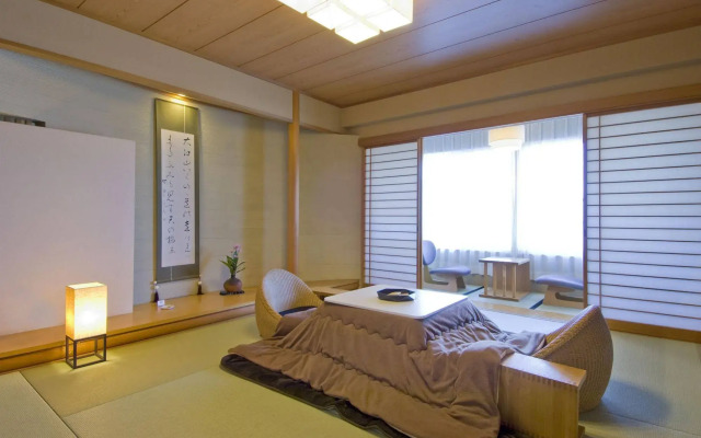 Moriaki Ryokan