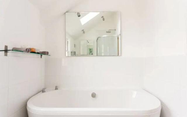 Modern Four Bedroom Family Home