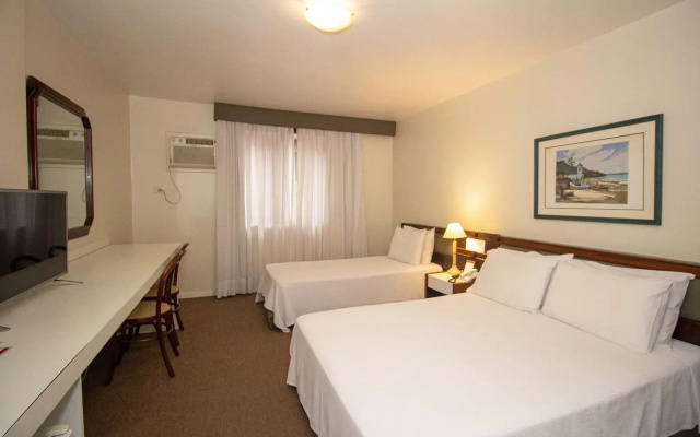Trevi Hotel & Business