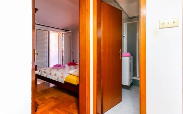 Relaxing Apartment on Budva Coastline