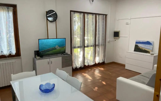 Appartamento in Villa con giardino vicino al mare