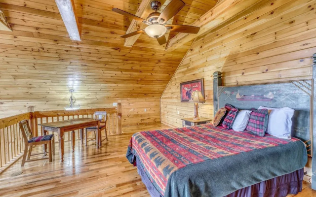 Paradise Lodge