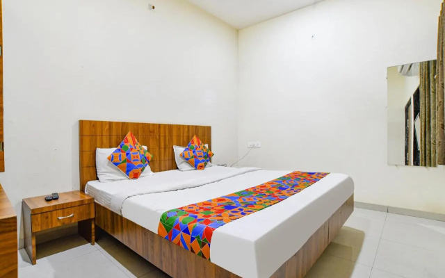 Hotel Blue Moon, Indore