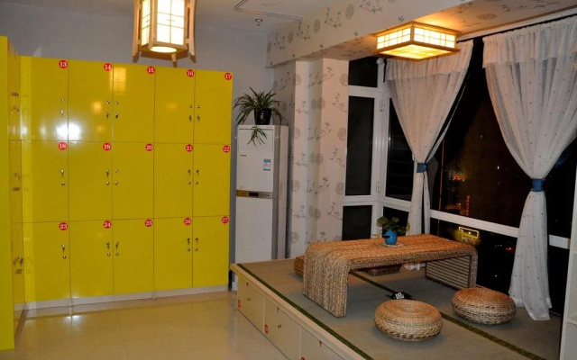Simple Capsule Hotel Taiyuan Railway Station