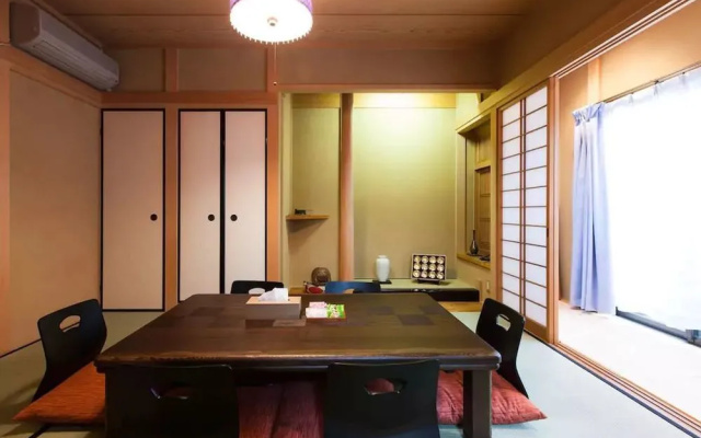 Nagomiya Kyoto Kamishichiken