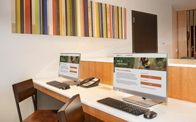 Holiday Inn Express & Suites Ely by IHG