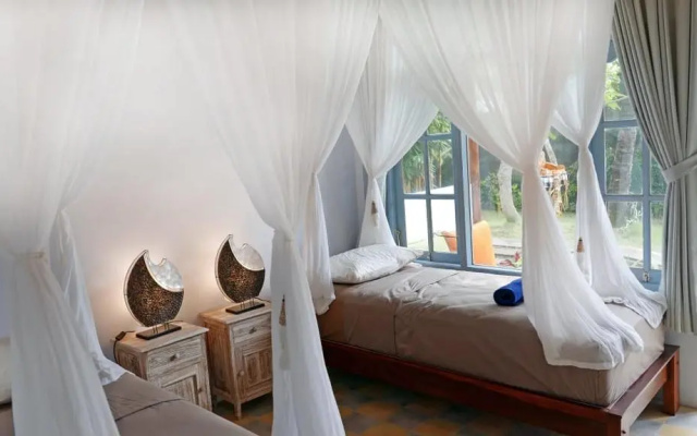 Relax Beach Resort Candidasa