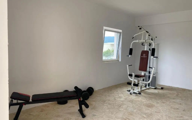 Villa Tinos 100m vom Strand & Fitness