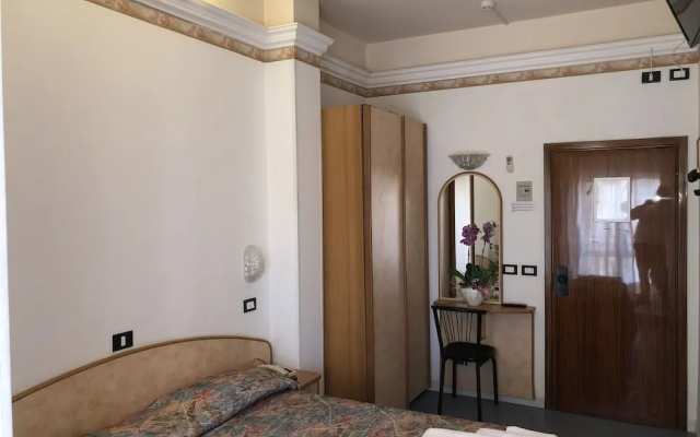 Hotel Augustus