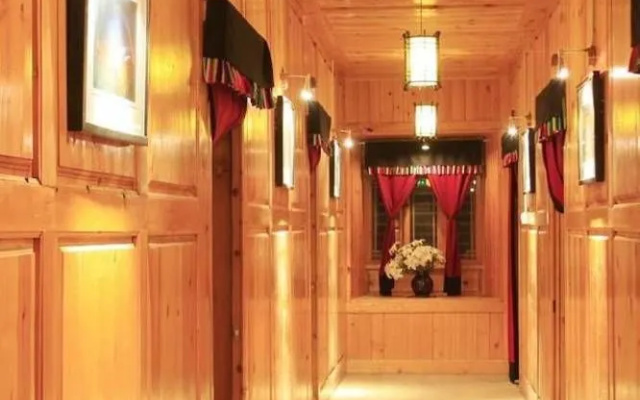 Shangri-la Zhengyi Homestay
