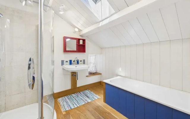 Host Stay Lowmoor