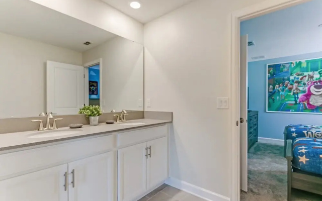 2867stanza 9 BR Villa With Games Room