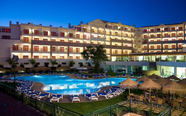 Отель Cerro Mar Atlantico & Cerro Mar Garden Португалия, Албуфейра - отзывы, цены и фото номеров - забронировать отель Cerro Mar Atlantico & Cerro Mar Garden онлайн вид на фасад
