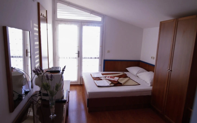 Beach Hotel Plaza