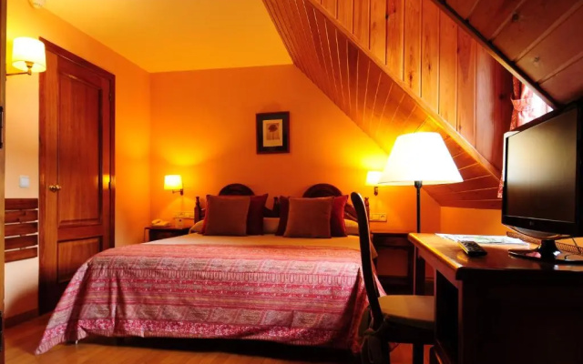 Hotel Eth Pomer