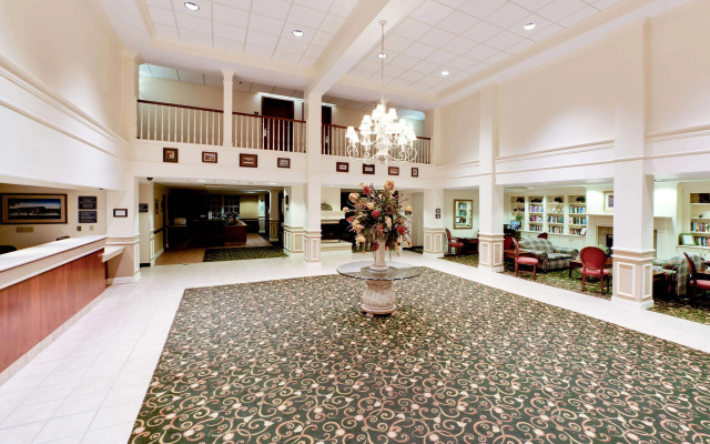 Hawthorn Suites by Wyndham Louisville East