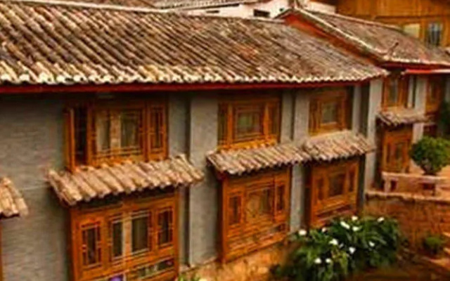 丽江溪雪居客栈