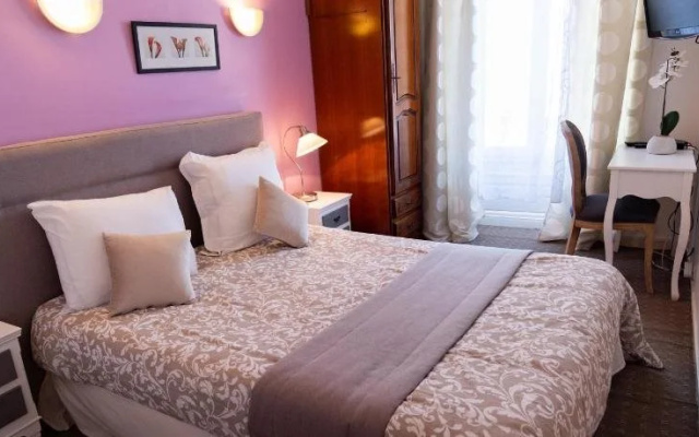 Hotel Henri IV