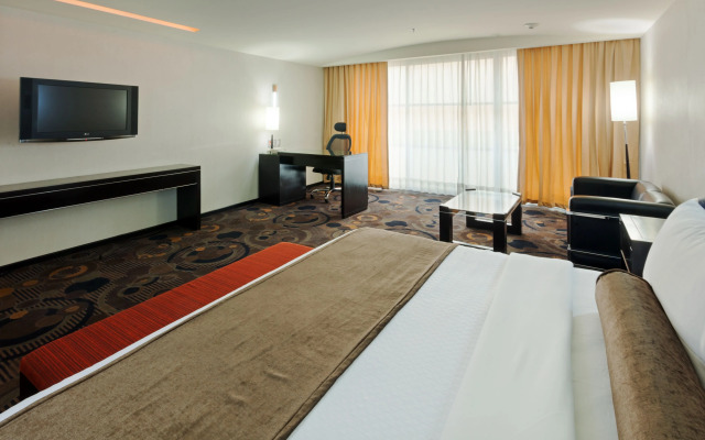 Crowne Plaza Toluca Lancaster by IHG