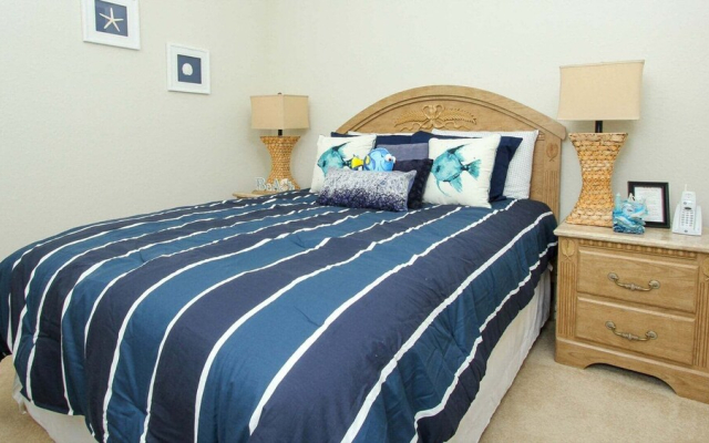 6-bedroom 2505