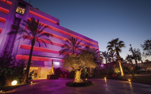 El Hotel Pacha вид на фасад
