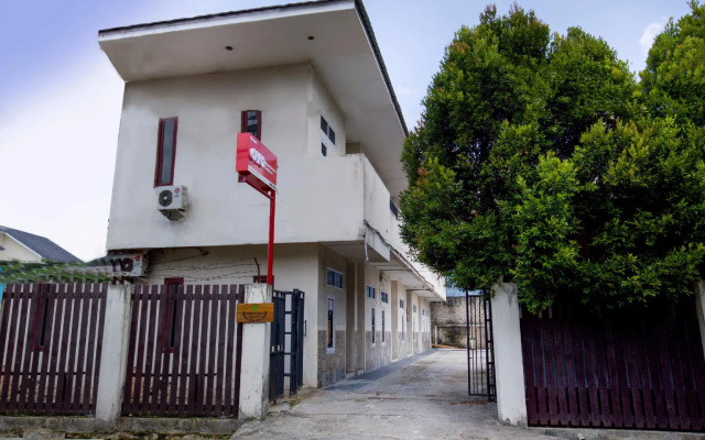 OYO 3249 Wijaya Kusuma Residence