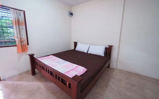 Arunroj Apartment
