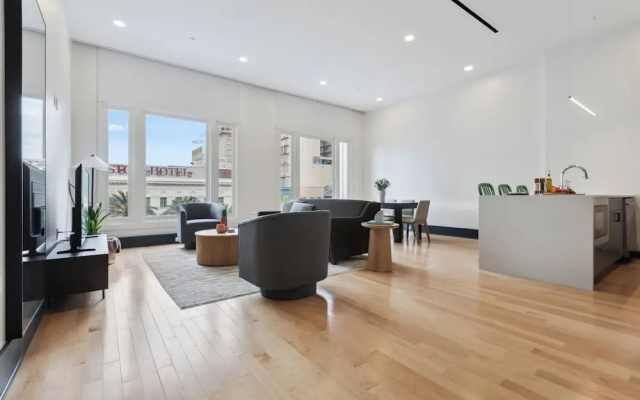 Roami at 714 Canal